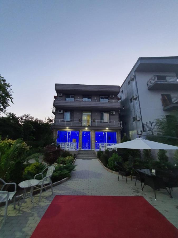 Nica Hotel Kobuleti Exterior foto