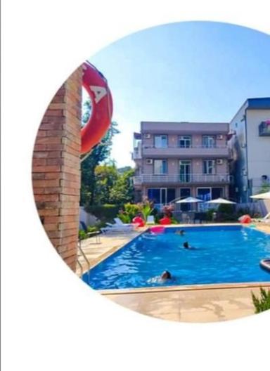 Nica Hotel Kobuleti Exterior foto